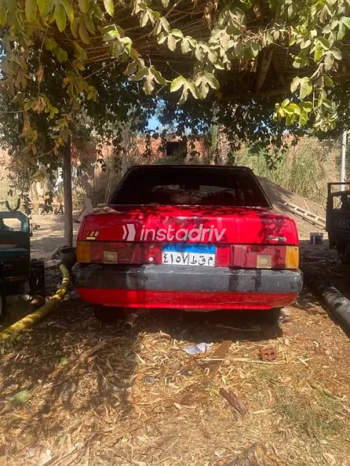 فيات ريجاتا 1986 أحمر مستعملة للبيع - 4