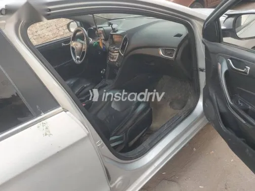 شيرى اريزو 3 2022 فضي مستعملة للبيع - 2