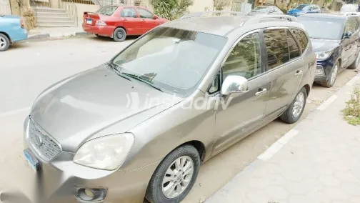 Kia Carens 2012 Gray Used for Sale - 3