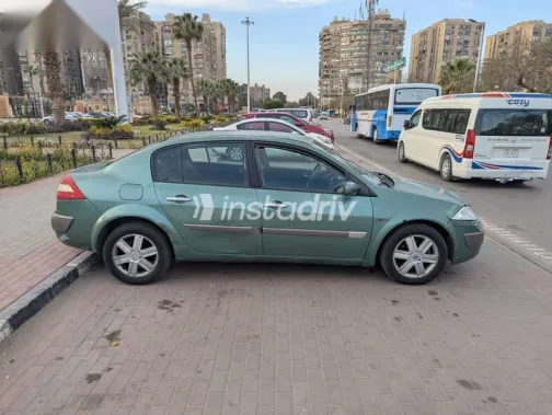 رينو ميجان 2006 أخضر مستعملة للبيع - 6