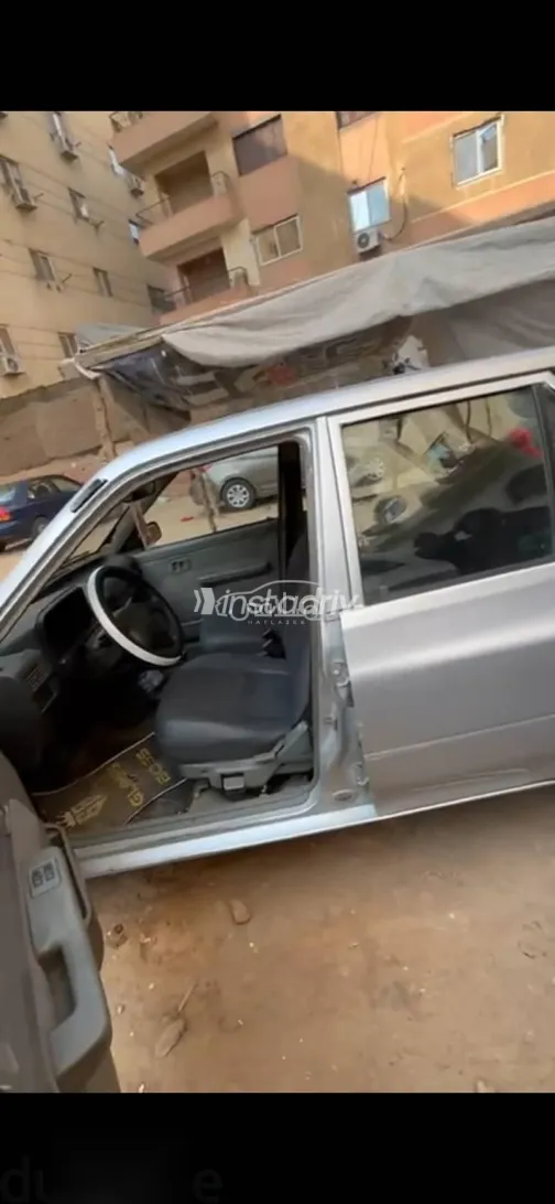 كيا برايد 2001 فضي مستعملة للبيع - 3