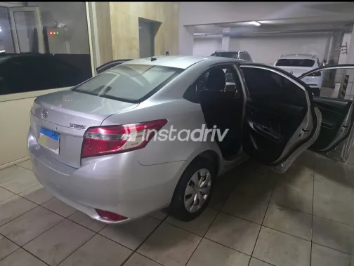 Toyota Yaris 2015 White Used for Sale - 2