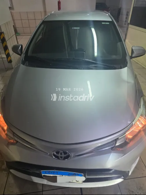 Toyota Yaris 2015 White Used for Sale - 6