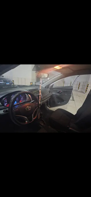 Toyota Yaris 2015 White Used for Sale