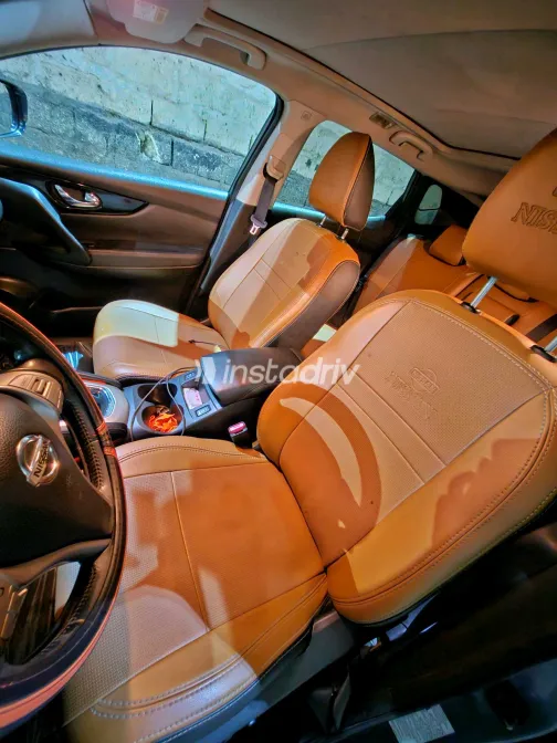 Nissan Qashqai 2017 White Used for Sale - 2