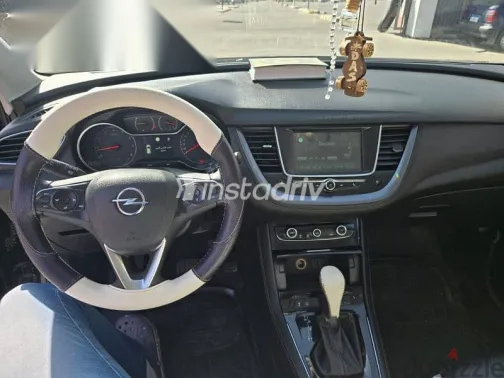 اوبل جراند لاند 2018 أزرق غامق مستعملة للبيع - 9