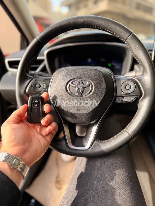 Toyota Corolla 2019 White Used for Sale - 8