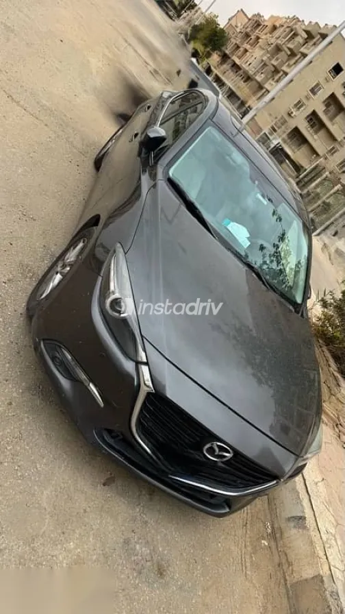 Mazda 3 2019 Gray Used for Sale - 2