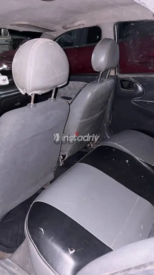 شيفروليه لانوس 2010 أبيض مستعملة للبيع - 3