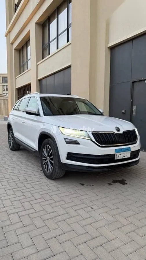 سكودا كودياك 2020 أبيض مستعملة للبيع - 2