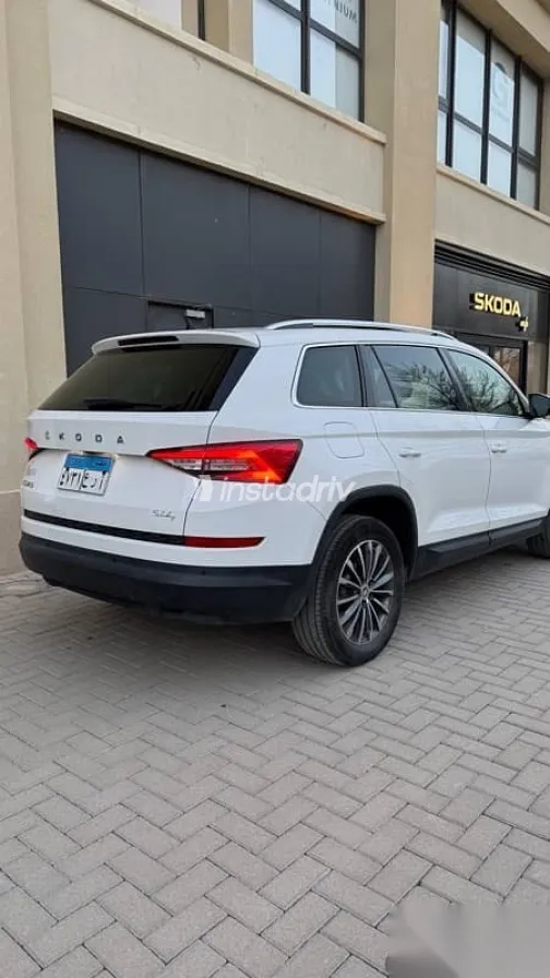 سكودا كودياك 2020 أبيض مستعملة للبيع - 6