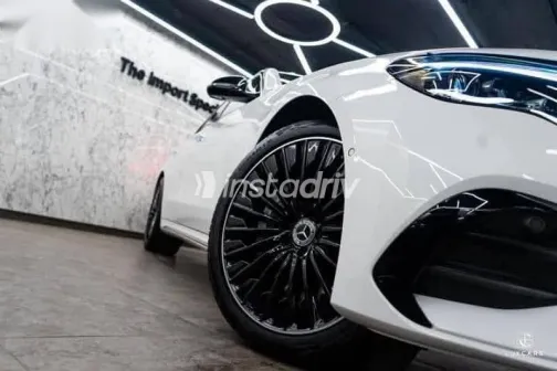 مرسيدس E 200 2025 أبيض جديدة للبيع - 9