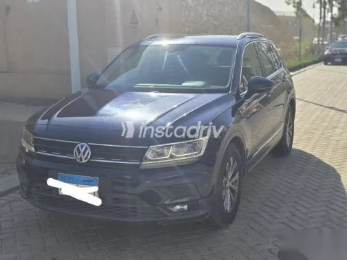 فولكس فاغن تيجون 2020 أزرق غامق مستعملة للبيع - 1