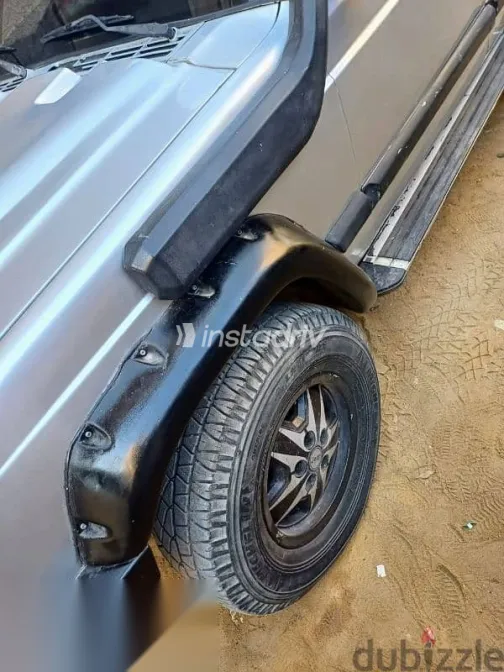 Jeep Cherokee 1998 Silver Used for Sale - 4