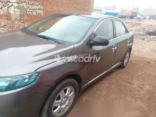 Kia Cerato 2013 Gray Used for Sale - 2