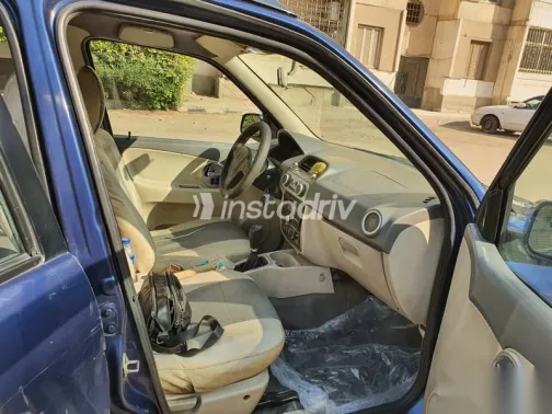 زوتى اكسبلوجن 2009 أزرق غامق مستعملة للبيع - 5