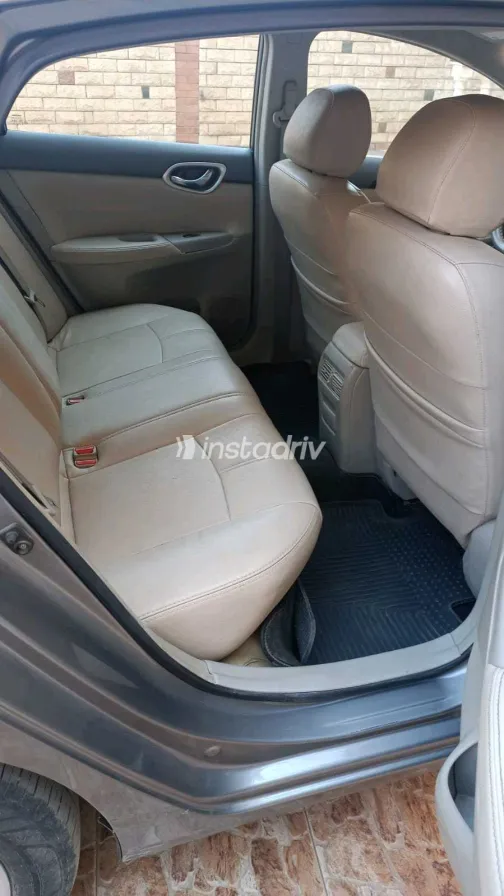 Nissan Sentra 2018 White Used for Sale - 1