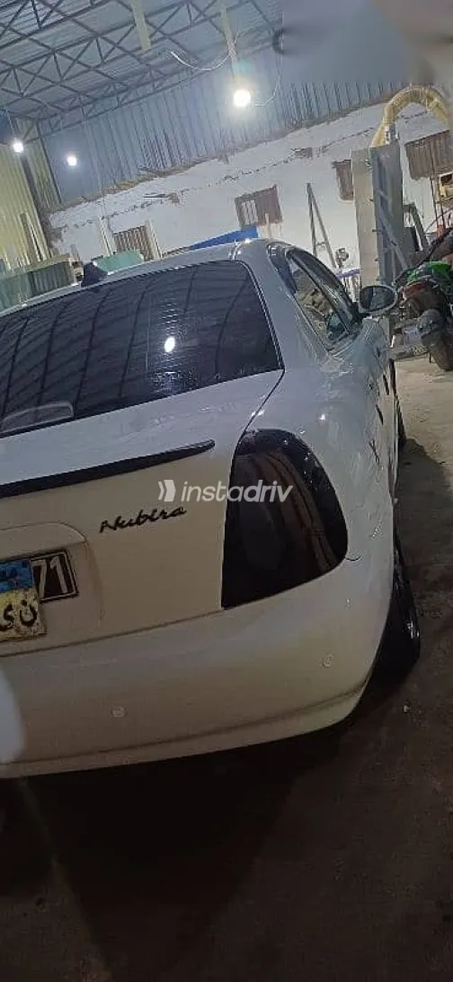 دايو نوبيرا 1999 أبيض مستعملة للبيع - 5