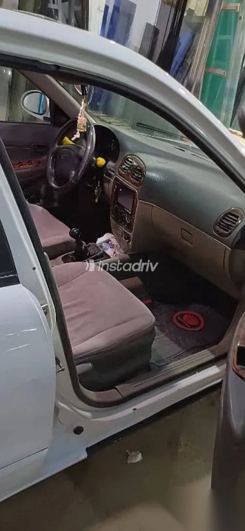 دايو نوبيرا 1999 أبيض مستعملة للبيع - 7