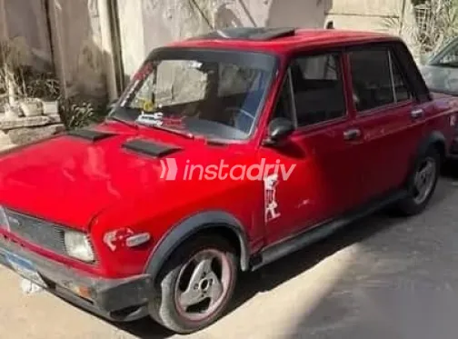 فيات 128 1982 أحمر مستعملة للبيع - 1