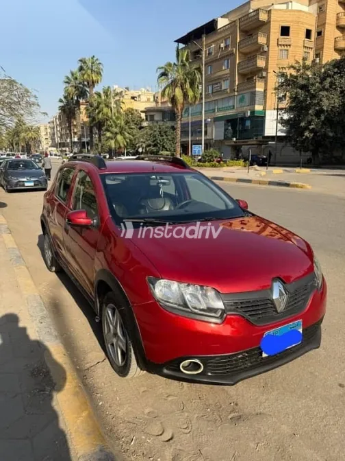 رينو سانديرو 2016 أحمر مستعملة للبيع - 5