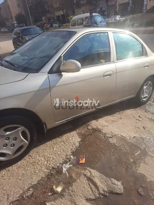 Kia Sephia 2002 Beige Used for Sale - 4