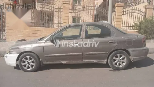 Kia Sephia 2003 Gold Used for Sale - 2