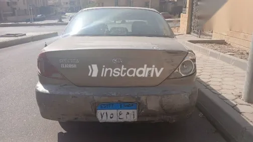 Kia Sephia 2003 Gold Used for Sale - 8