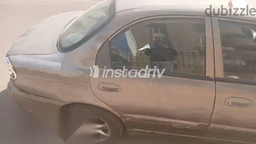 Kia Sephia 2003 Gold Used for Sale - 9