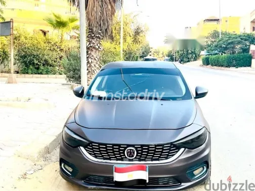 Fiat Tipo 2020 Brown Used for Sale - 1