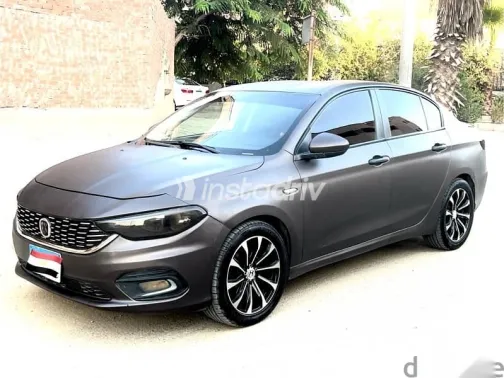Fiat Tipo 2020 Brown Used for Sale - 2