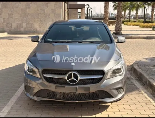 مرسيدس CLA 200 2014 أبيض مستعملة للبيع - 2