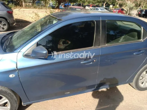 بيجو 301 2014 أبيض مستعملة للبيع - 4