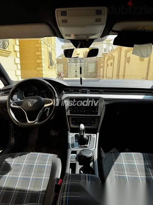 فولكس فاغن باسات 2021 رمادي مستعملة للبيع - 6