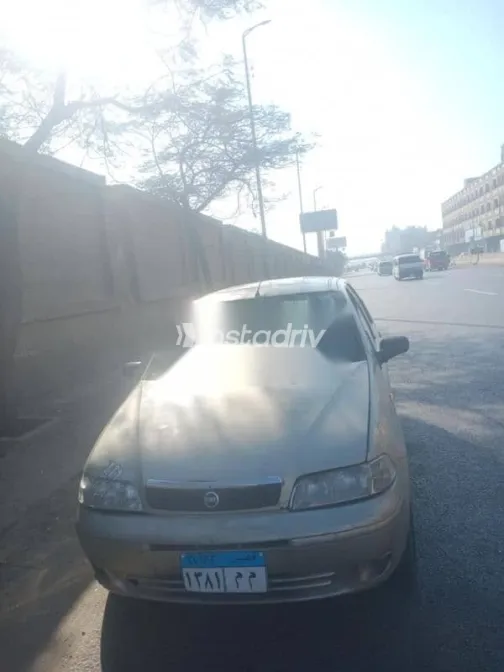 Fiat Siena 2008 Gold Used for Sale - 4