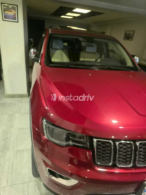 جيب شيروكي 2022 أبيض مستعملة للبيع - 4