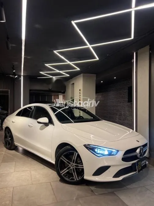 مرسيدس CLA 200 2022 أبيض مستعملة للبيع - 9