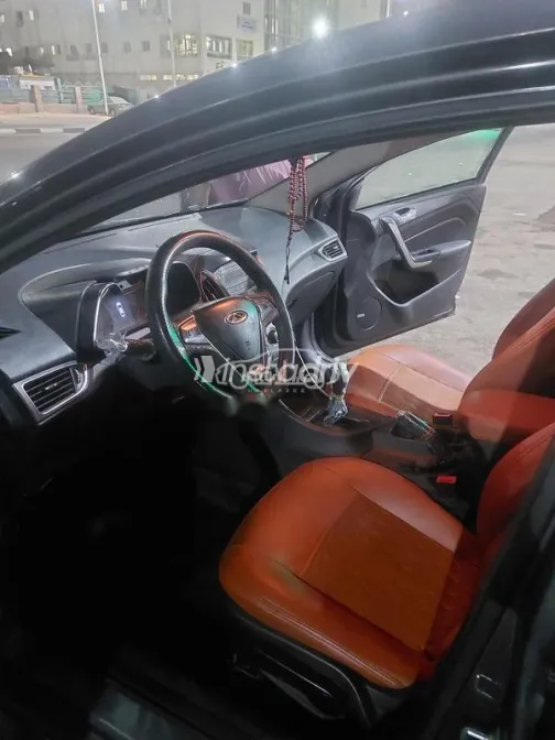 شيرى اريزو 5 2020 أبيض مستعملة للبيع - 6