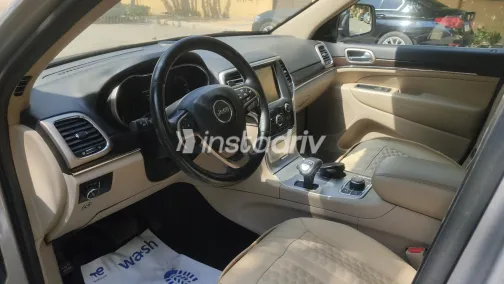 Jeep Grand Cherokee 2014 White Used for Sale - 9