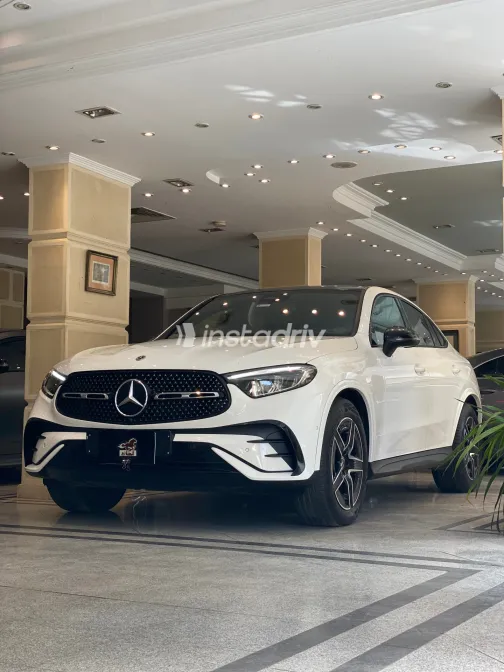 مرسيدس GLC 200 2024 أبيض مستعملة للبيع - 6