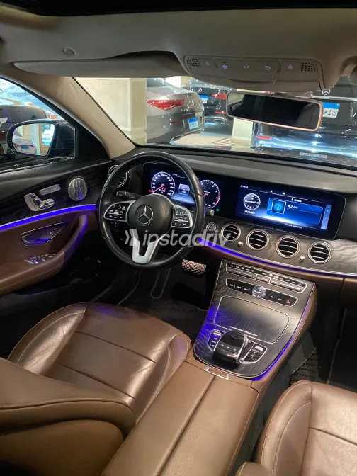 مرسيدس E 200 2020 أبيض مستعملة للبيع - 2