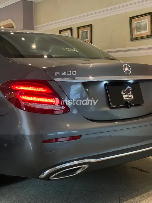مرسيدس E 200 2020 أبيض مستعملة للبيع - 8