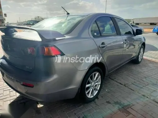 ميتسوبيشي لانسر 2016 رمادي مستعملة للبيع - 1