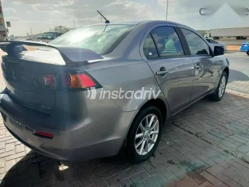 ميتسوبيشي لانسر 2016 رمادي مستعملة للبيع - 4