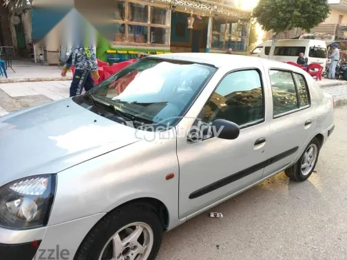 رينو كليو 2003 فضي مستعملة للبيع - 1