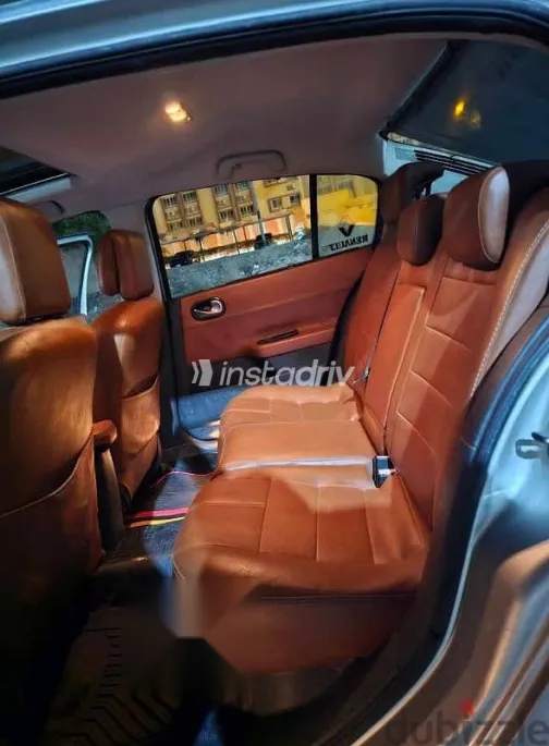 Renault Megane 2005 Silver Used for Sale - 9