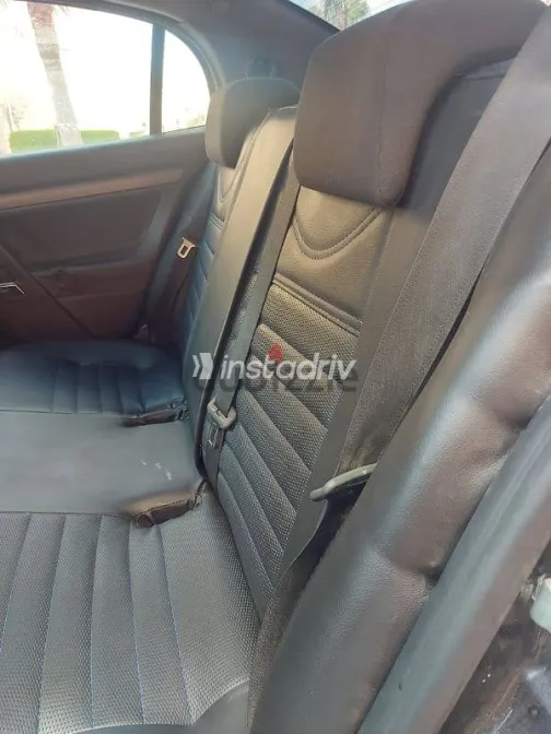 اوبل فيكترا 2008 أسود مستعملة للبيع - 5