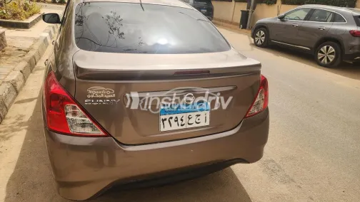 Nissan Sunny 2021 Bronze Used for Sale - 2