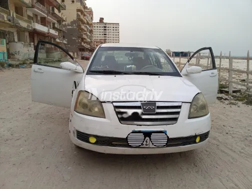 اسبيرانزا A516 2010 أبيض مستعملة للبيع - 2