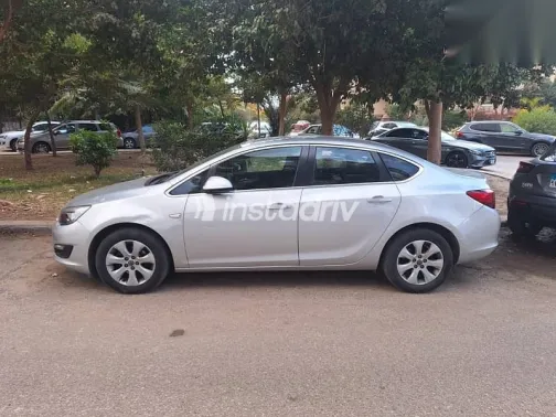 Opel Astra 2021 White Used for Sale - 8